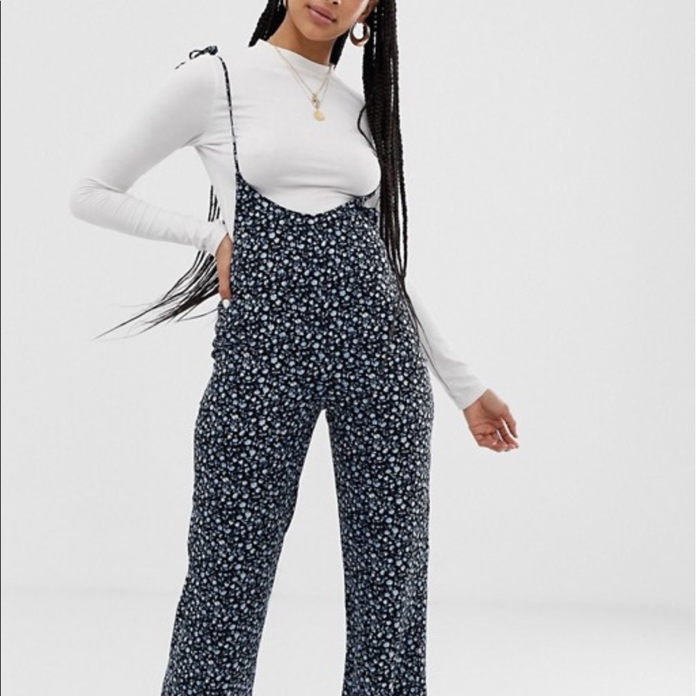 Floral Jumper Overall - Picture 4 of 8